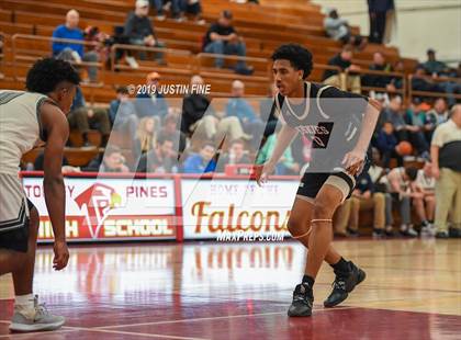 Thumbnail 3 in Sheldon vs. Gulliver Prep (Torrey Pines Holiday Classic) photogallery.