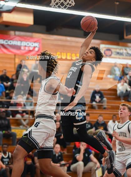 Thumbnail 2 in Sheldon vs. Gulliver Prep (Torrey Pines Holiday Classic) photogallery.