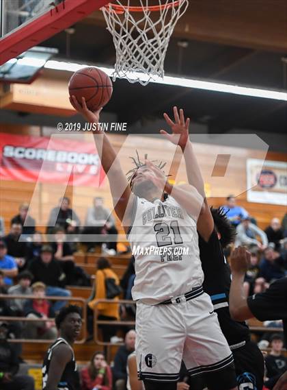 Thumbnail 3 in Sheldon vs. Gulliver Prep (Torrey Pines Holiday Classic) photogallery.