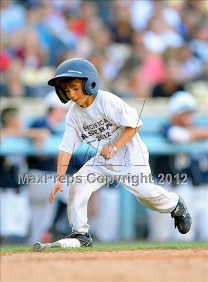 Thumbnail 2 in Pacifica vs. Aliso Niguel (CIF SS D2 Final) photogallery.