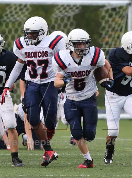 Thumbnail 2 in Boyd B vs Williams photogallery.