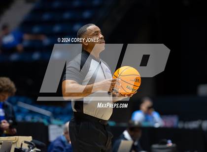 Thumbnail 3 in Mount Vernon vs Paideia (GHSA A Div.1 State Championship) photogallery.