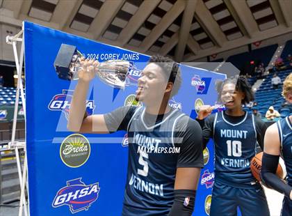 Thumbnail 3 in Mount Vernon vs Paideia (GHSA A Div.1 State Championship) photogallery.