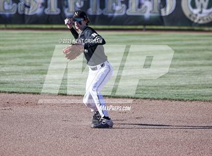 Thumbnail 1 in Noblesville vs Westfield (IHSAA Sectional Semifinal) photogallery.