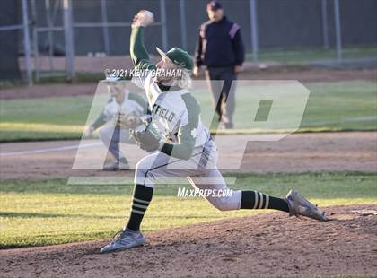 Thumbnail 3 in Noblesville vs Westfield (IHSAA Sectional Semifinal) photogallery.