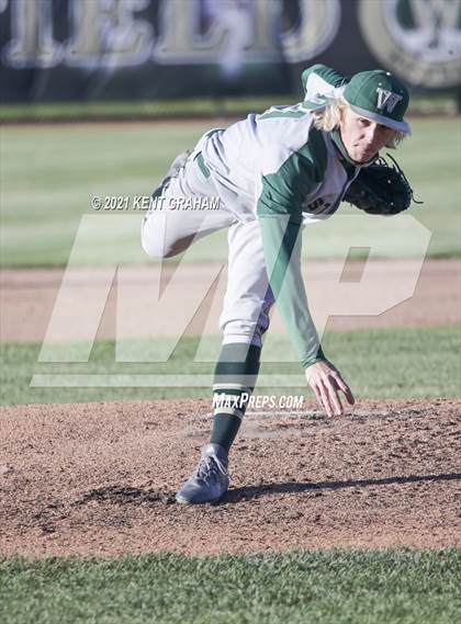 Thumbnail 2 in Noblesville vs Westfield (IHSAA Sectional Semifinal) photogallery.