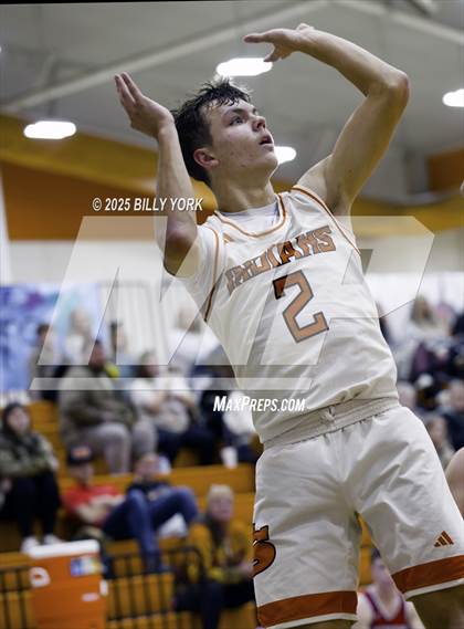 Thumbnail 1 in Grand Saline vs Alba-Golden photogallery.