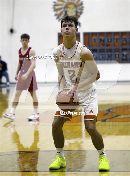 Thumbnail 3 in Grand Saline vs Alba-Golden photogallery.