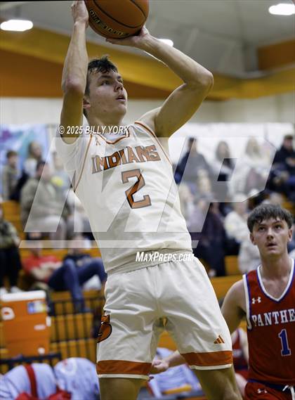 Thumbnail 3 in Grand Saline vs Alba-Golden photogallery.