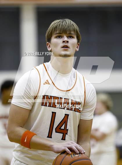 Thumbnail 2 in Grand Saline vs Alba-Golden photogallery.