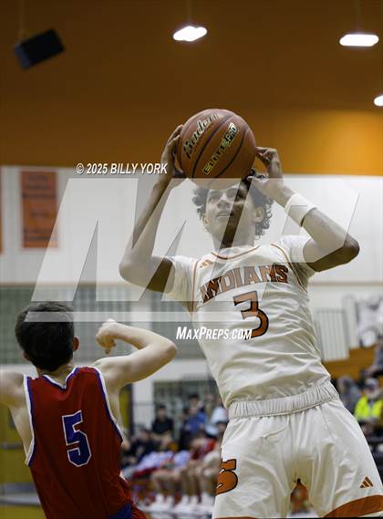 Thumbnail 1 in Grand Saline vs Alba-Golden photogallery.