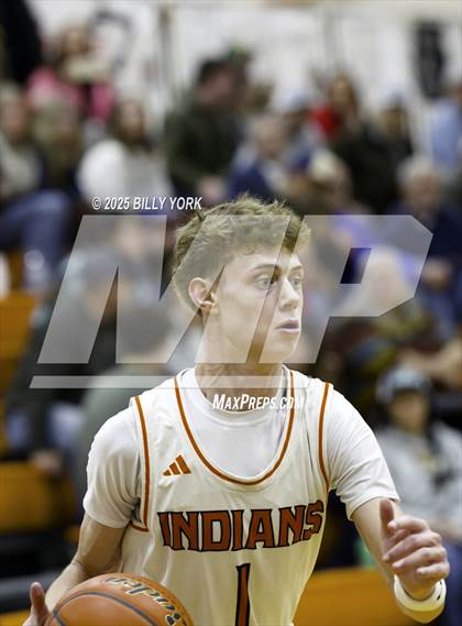 Thumbnail 3 in Grand Saline vs Alba-Golden photogallery.