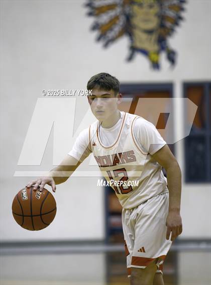 Thumbnail 1 in Grand Saline vs Alba-Golden photogallery.