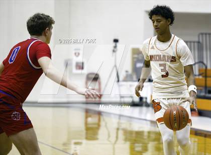 Thumbnail 2 in Grand Saline vs Alba-Golden photogallery.