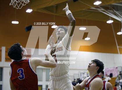 Thumbnail 2 in Grand Saline vs Alba-Golden photogallery.
