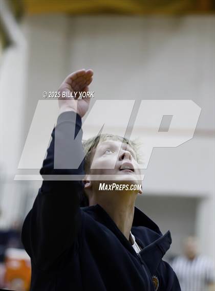 Thumbnail 1 in Grand Saline vs Alba-Golden photogallery.