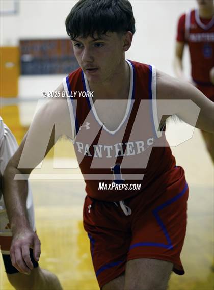 Thumbnail 2 in Grand Saline vs Alba-Golden photogallery.