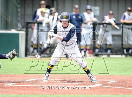 Thumbnail 1 in Dallas Jesuit vs. Highland Park (UIL Class 6A Region II Quarterfinal) photogallery.
