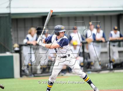 Thumbnail 2 in Dallas Jesuit vs. Highland Park (UIL Class 6A Region II Quarterfinal) photogallery.
