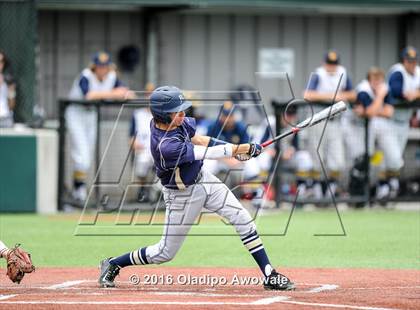 Thumbnail 2 in Dallas Jesuit vs. Highland Park (UIL Class 6A Region II Quarterfinal) photogallery.