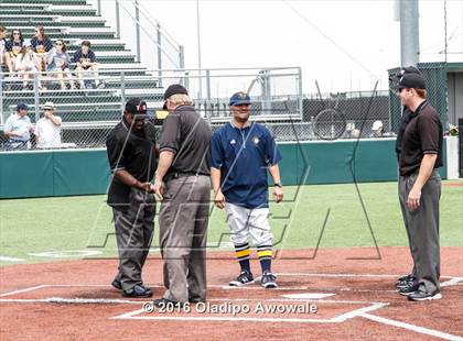 Thumbnail 2 in Dallas Jesuit vs. Highland Park (UIL Class 6A Region II Quarterfinal) photogallery.