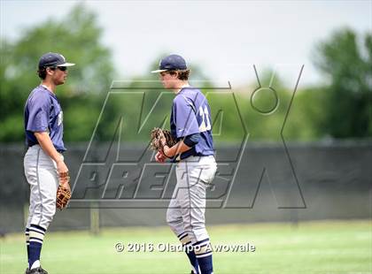 Thumbnail 2 in Dallas Jesuit vs. Highland Park (UIL Class 6A Region II Quarterfinal) photogallery.