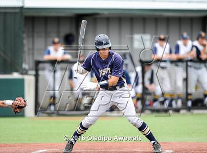 Thumbnail 3 in Dallas Jesuit vs. Highland Park (UIL Class 6A Region II Quarterfinal) photogallery.