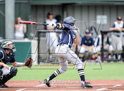 Thumbnail 3 in Dallas Jesuit vs. Highland Park (UIL Class 6A Region II Quarterfinal) photogallery.