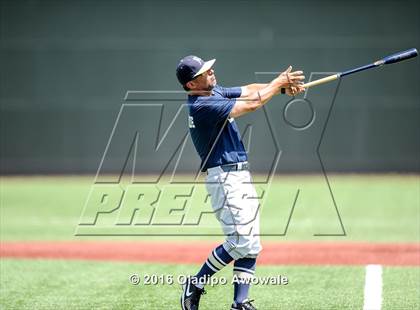 Thumbnail 3 in Dallas Jesuit vs. Highland Park (UIL Class 6A Region II Quarterfinal) photogallery.