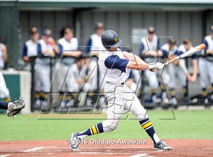 Thumbnail 1 in Dallas Jesuit vs. Highland Park (UIL Class 6A Region II Quarterfinal) photogallery.