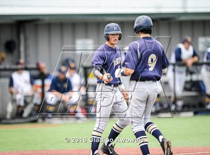 Thumbnail 1 in Dallas Jesuit vs. Highland Park (UIL Class 6A Region II Quarterfinal) photogallery.