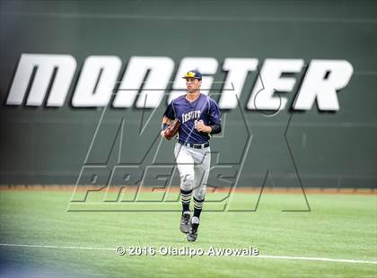 Thumbnail 1 in Dallas Jesuit vs. Highland Park (UIL Class 6A Region II Quarterfinal) photogallery.