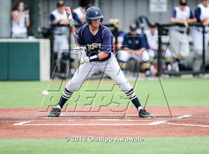 Thumbnail 2 in Dallas Jesuit vs. Highland Park (UIL Class 6A Region II Quarterfinal) photogallery.