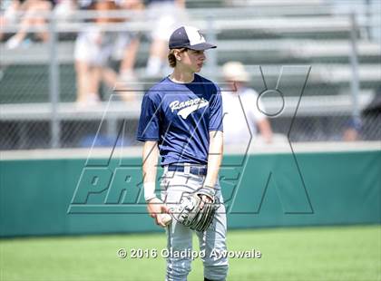 Thumbnail 1 in Dallas Jesuit vs. Highland Park (UIL Class 6A Region II Quarterfinal) photogallery.