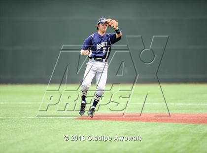 Thumbnail 1 in Dallas Jesuit vs. Highland Park (UIL Class 6A Region II Quarterfinal) photogallery.