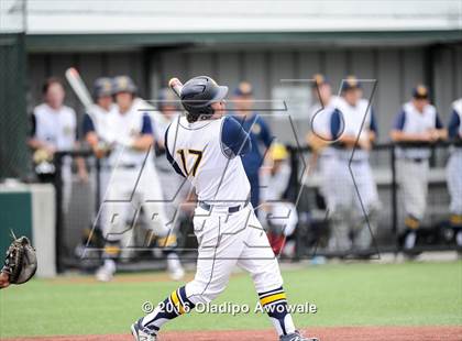 Thumbnail 3 in Dallas Jesuit vs. Highland Park (UIL Class 6A Region II Quarterfinal) photogallery.