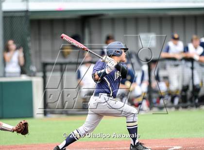 Thumbnail 2 in Dallas Jesuit vs. Highland Park (UIL Class 6A Region II Quarterfinal) photogallery.