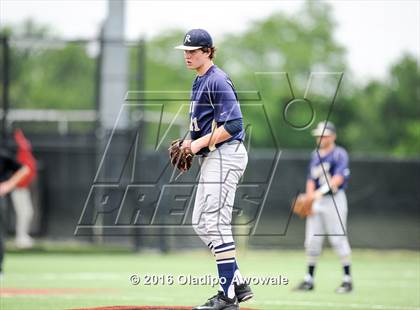 Thumbnail 3 in Dallas Jesuit vs. Highland Park (UIL Class 6A Region II Quarterfinal) photogallery.