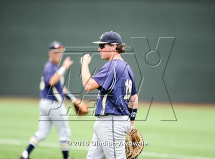 Thumbnail 3 in Dallas Jesuit vs. Highland Park (UIL Class 6A Region II Quarterfinal) photogallery.