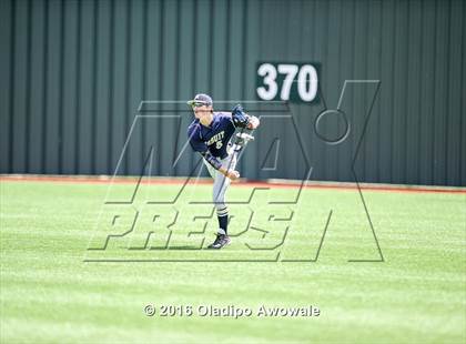 Thumbnail 1 in Dallas Jesuit vs. Highland Park (UIL Class 6A Region II Quarterfinal) photogallery.