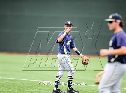 Thumbnail 1 in Dallas Jesuit vs. Highland Park (UIL Class 6A Region II Quarterfinal) photogallery.