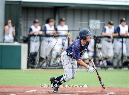 Thumbnail 3 in Dallas Jesuit vs. Highland Park (UIL Class 6A Region II Quarterfinal) photogallery.