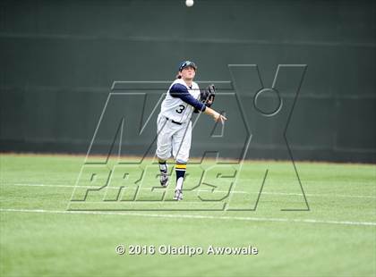 Thumbnail 1 in Dallas Jesuit vs. Highland Park (UIL Class 6A Region II Quarterfinal) photogallery.