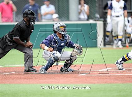 Thumbnail 2 in Dallas Jesuit vs. Highland Park (UIL Class 6A Region II Quarterfinal) photogallery.