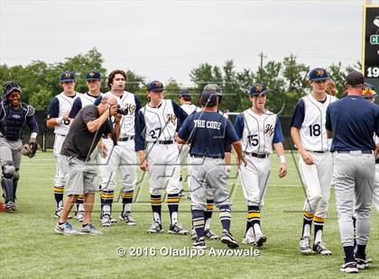 Thumbnail 3 in Dallas Jesuit vs. Highland Park (UIL Class 6A Region II Quarterfinal) photogallery.