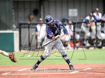 Thumbnail 2 in Dallas Jesuit vs. Highland Park (UIL Class 6A Region II Quarterfinal) photogallery.