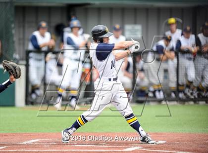 Thumbnail 3 in Dallas Jesuit vs. Highland Park (UIL Class 6A Region II Quarterfinal) photogallery.