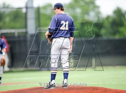 Thumbnail 2 in Dallas Jesuit vs. Highland Park (UIL Class 6A Region II Quarterfinal) photogallery.