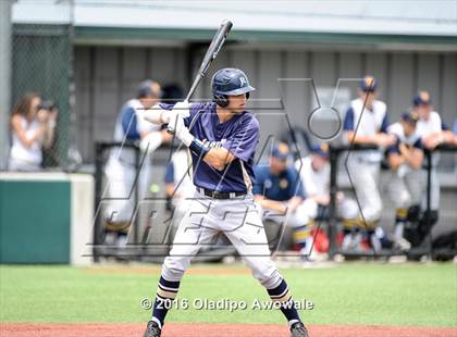 Thumbnail 2 in Dallas Jesuit vs. Highland Park (UIL Class 6A Region II Quarterfinal) photogallery.