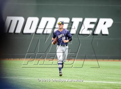 Thumbnail 2 in Dallas Jesuit vs. Highland Park (UIL Class 6A Region II Quarterfinal) photogallery.